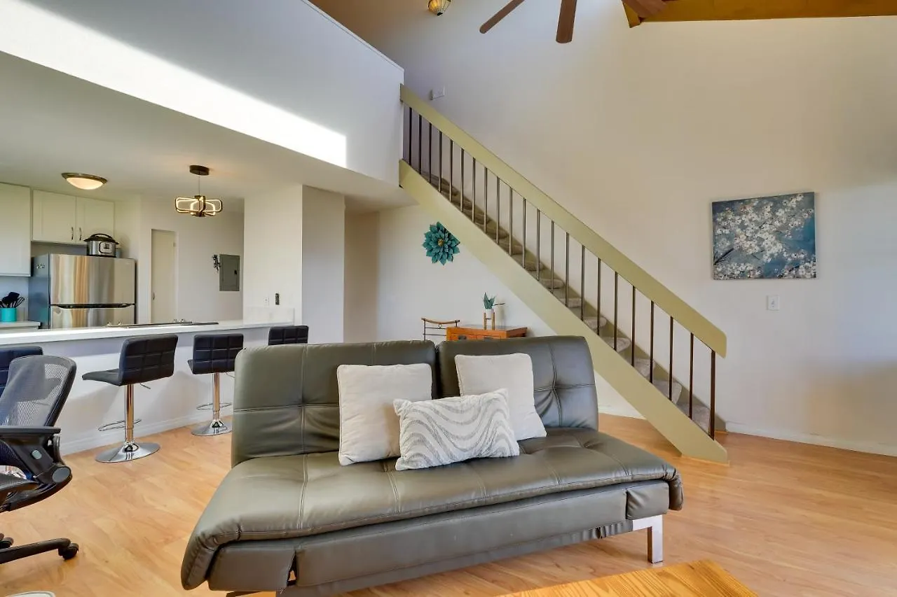 Top-Floor Kailua Bay Resort Condo With Ocean Views! Apartment Kailua-Kona